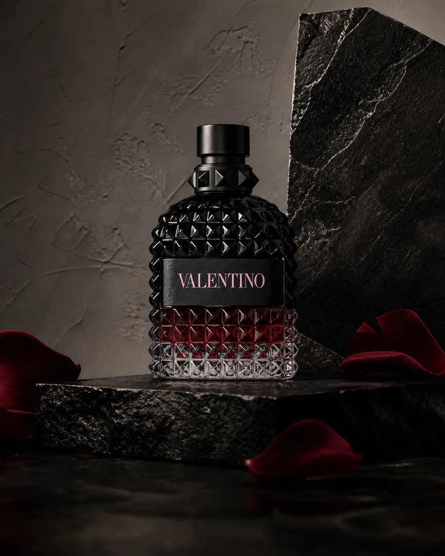 Valentino Uomo Born in Roma Intense bottle